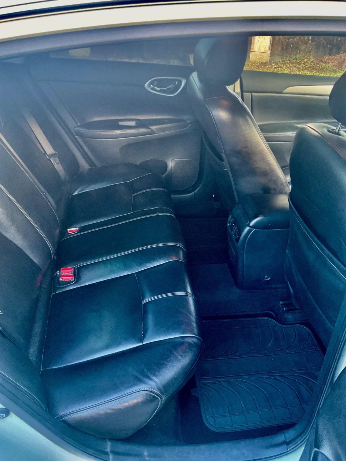 Nissan Sentra 2018