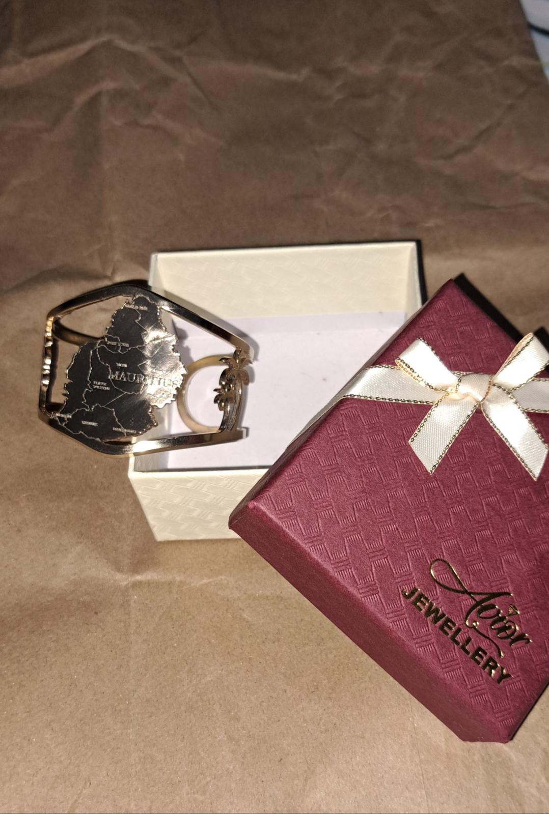 vend bracelet manchette 
