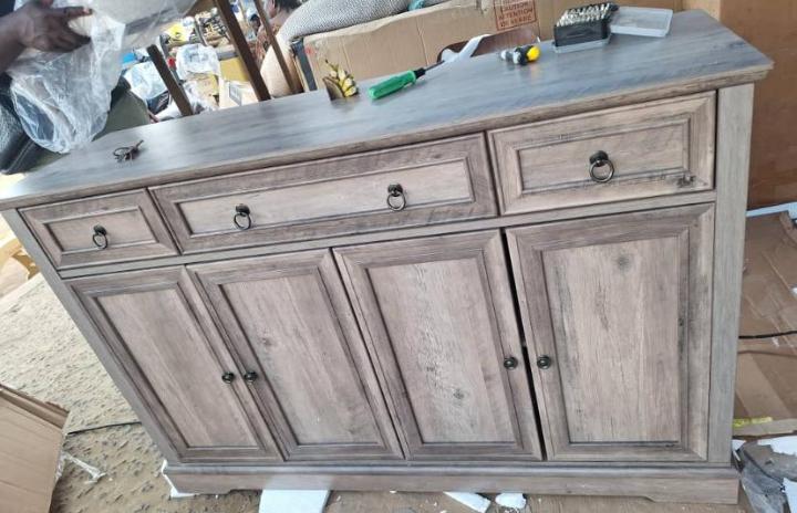Buffet rustique