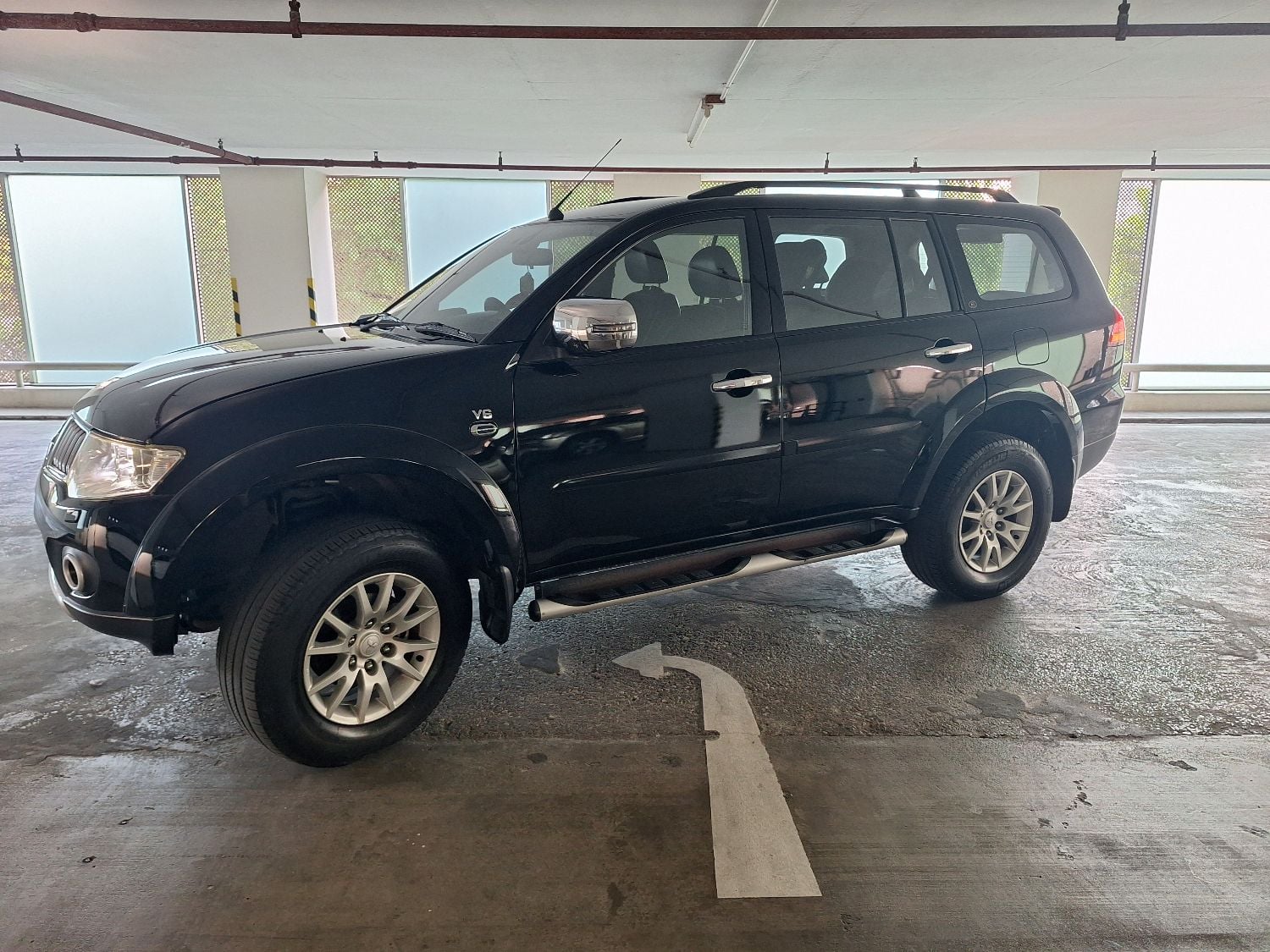 Mitsubishi Pajero Sport V6 2013 (Petrol) – Only two owners (ex-pat) since new