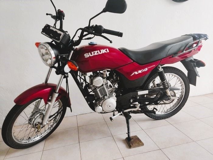 Suzuki AX-4 Selling