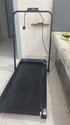 Compact El-Faleh Treadmill with Remote Control – Excellent Condition 🏃‍♂️