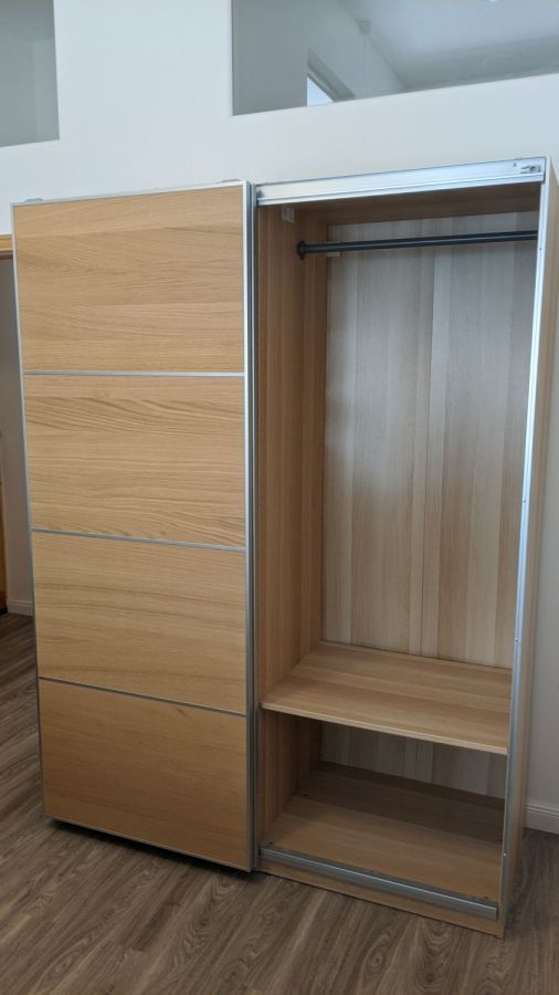 Vend Armoire Penderie Ikea Meubles En Allemagne A Berlin