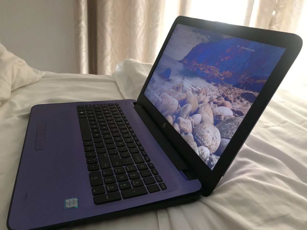 * hp laptop 12gb ram 1tb hdd intel core i3 laptop bag charger flexible