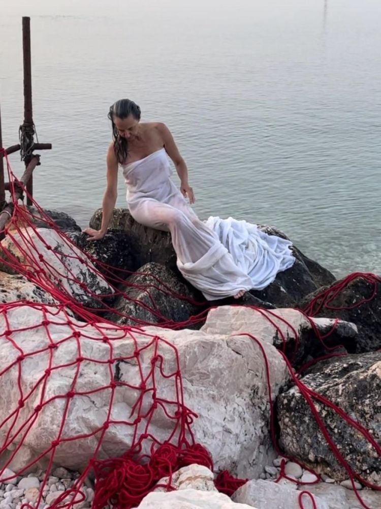 Chantal Spapens  - Performance Ecstatic Extinction