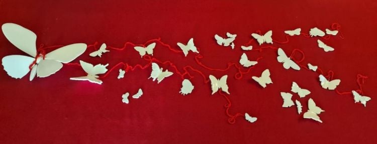 Lea Contestabile - Con le mani sporche di terra ti ho baciata