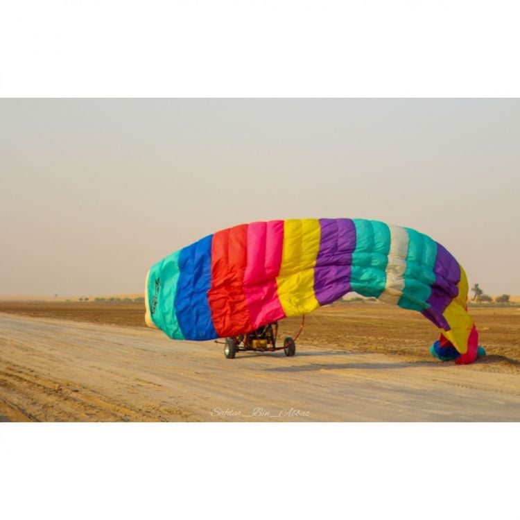 Paragliding in Jubail