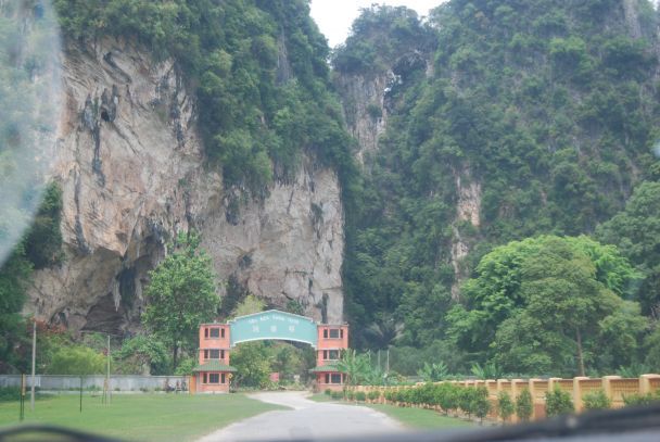 Kek Look Tong Cave