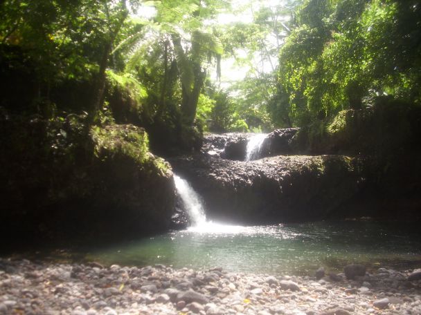 togitogiga waterfalls