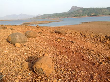 "Dinosaur Egg" Stones in Lonavla lake