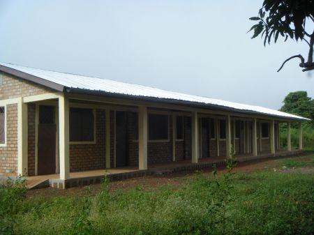 école centre 1 construite par Unicef sur le fond japonais