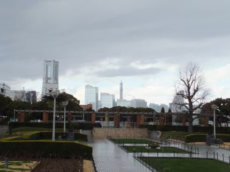 Rainy Day at Yamashita Park
