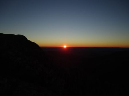 amanecer en cerro Tres picos