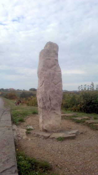 The monolith - Kamen