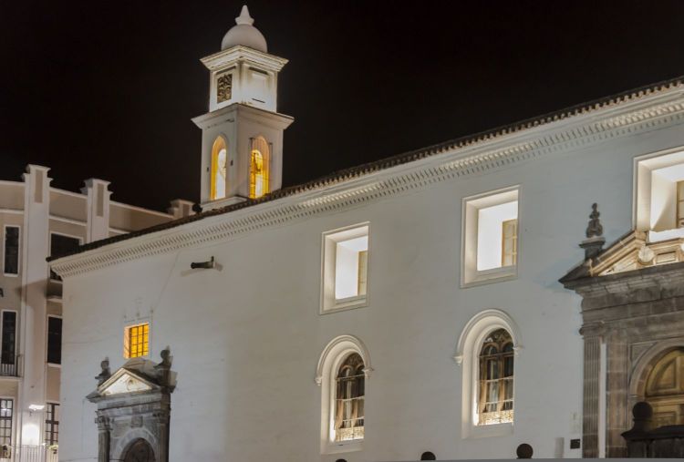 IGLESIA DE SAN FRANCISCO-CAPILLA DE CANTUÑA