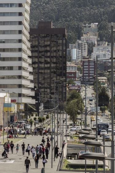 AV.   NACIONES UNIDAS