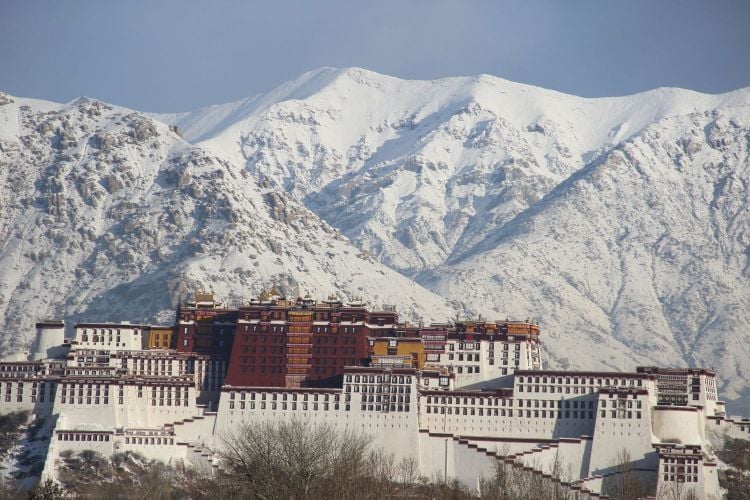 Potala Palace:the land mark of Lhasa