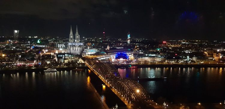 Vista Nocturna de Colonia