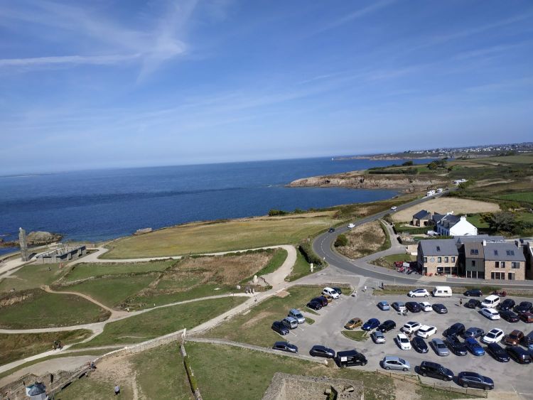 Vu 2 du haut du phare de la pointe Saint-Mathieu