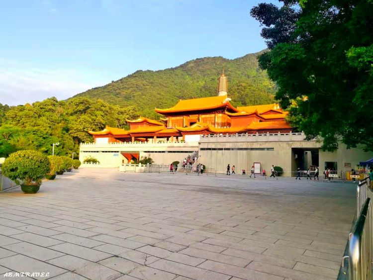 Hongfa Temple- Wutong Mountain- Luohu District