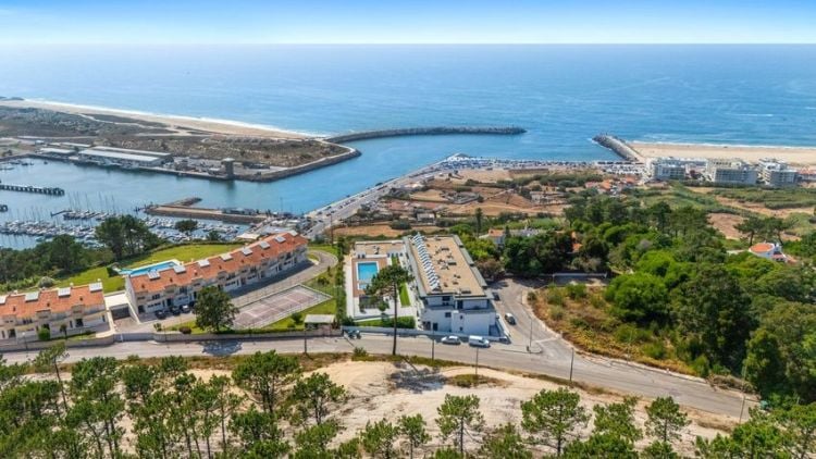 Port de Nazar&eacute;
