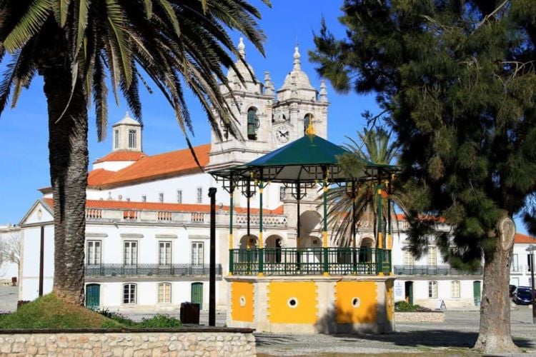 La place du S&iacute;tio.