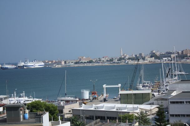 Bari Italie( panoramique)