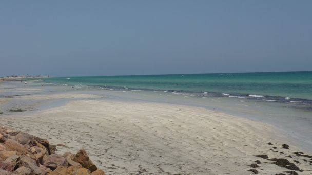 https://www.expat.com/upload/general_pictures/large/djerba110804111931-pictures_750x560.JPG