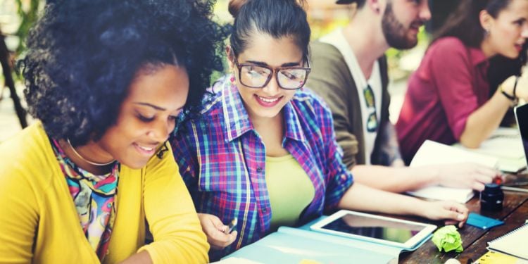 etudiants en Nouvelle-Caledonie