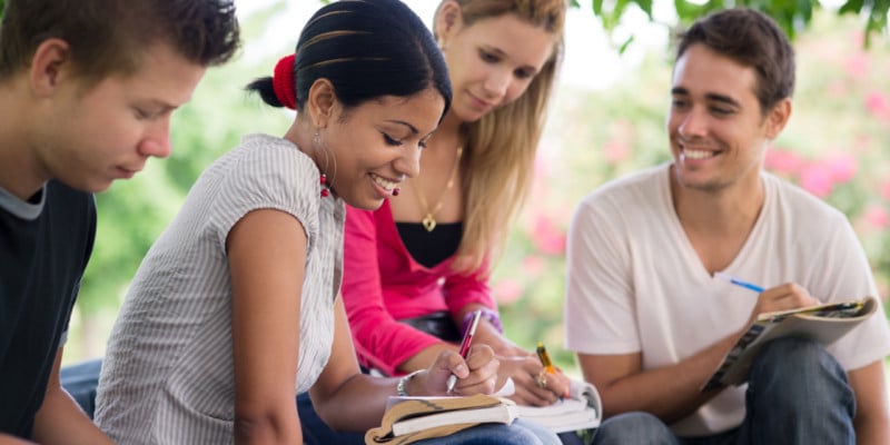 groupe d'etudiants