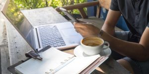 Connecting to the internet in the US