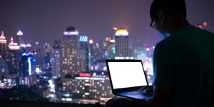 Fare uno stage negli Emirati Arabi Uniti