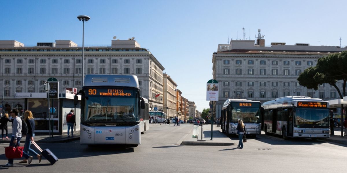 buses in Rome