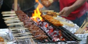 Eating out in Singapore