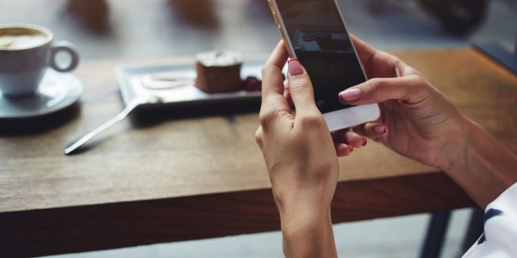 Phones and Internet in Algeria