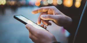 Using phones in Spain