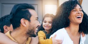 Préparer son enfant à l'expatriation : conseils pratiques pour une transition réussie