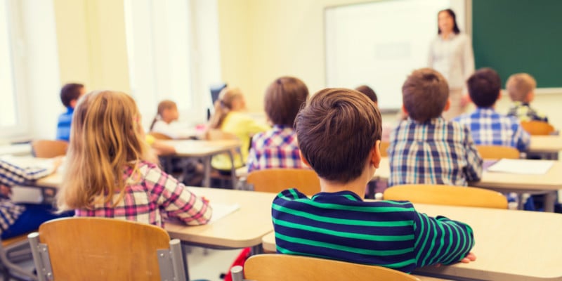enfants a l'ecole
