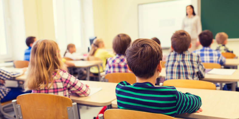 enfants a l'ecole