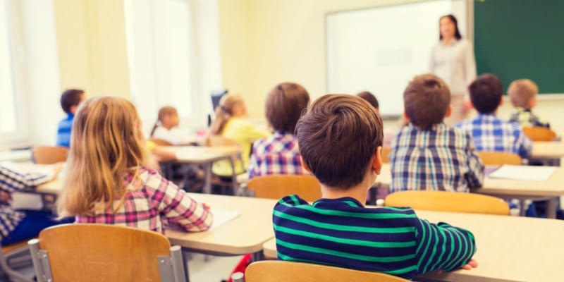 enfants a l'ecole