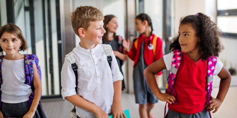 enfants a l'ecole