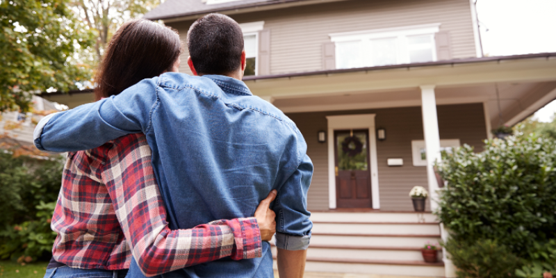 couple looking at a house