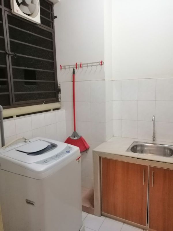 Master Room At Pelangi Utama Condominium Room For Rent Selangor Malaysia