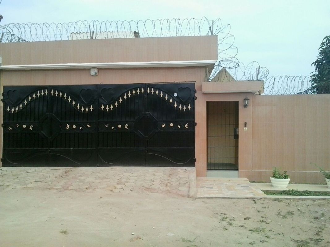 3 bedroom houses for rent, House for rent Lomé, maritime Togo