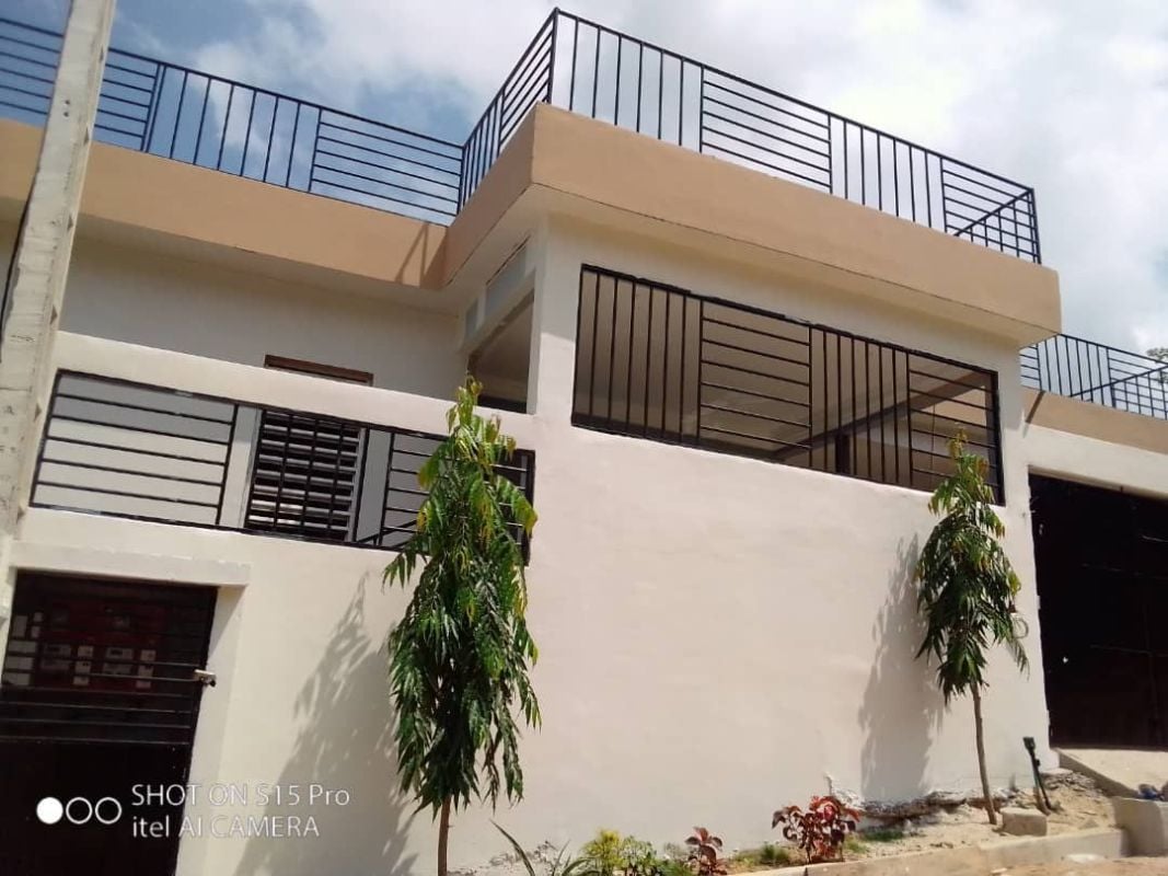 Maison A Vendre A Abidjan