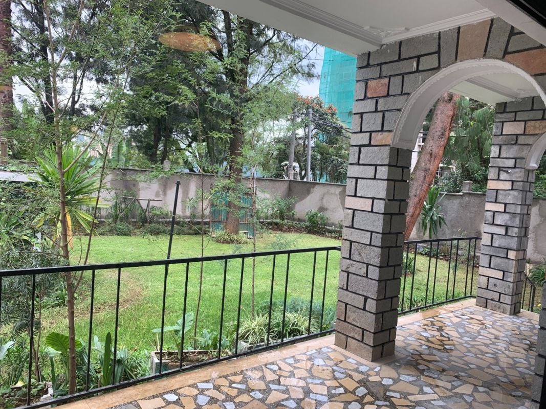 Villa house in bole!, House for rent in Addis Ababa Ethiopia