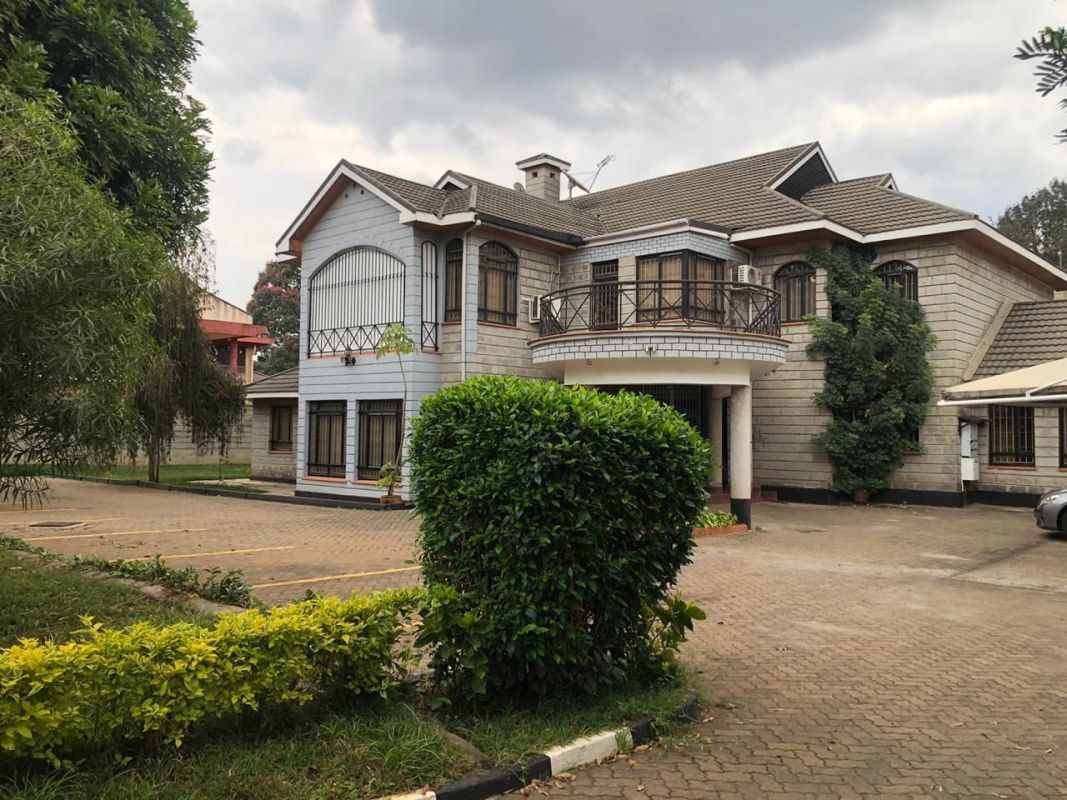 In gigiri, eight bedrooms standalone house, House for rent in Nairobi