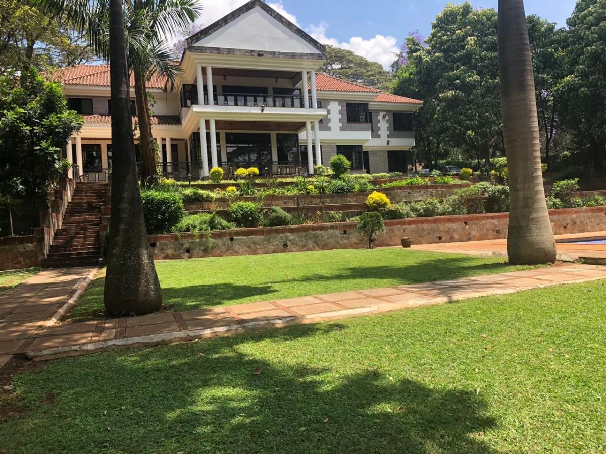 Six bedrooms all ensuite ambassadorial house, House for rent in Nairobi