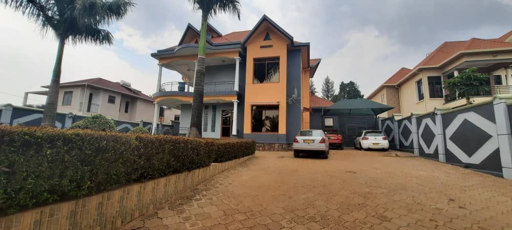 Gacuriro House For Sale 5 Bedrooms Price 280 Millions Kigali Rwanda