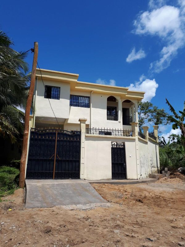 Maison à douala, cameroun, tout confort, Maison à louer